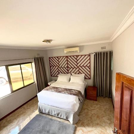 Jeanne Marie Apartments Kitwe Eksteriør bilde